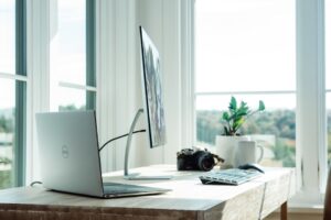 Digitale Verantwortung im Home-Office: So schützen Sie Firmendaten zu Hause